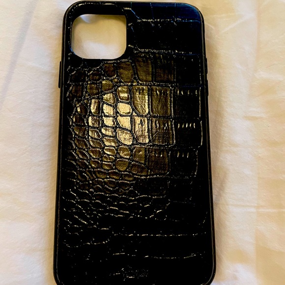 Black Sonix iPhone 11 Pro Max case